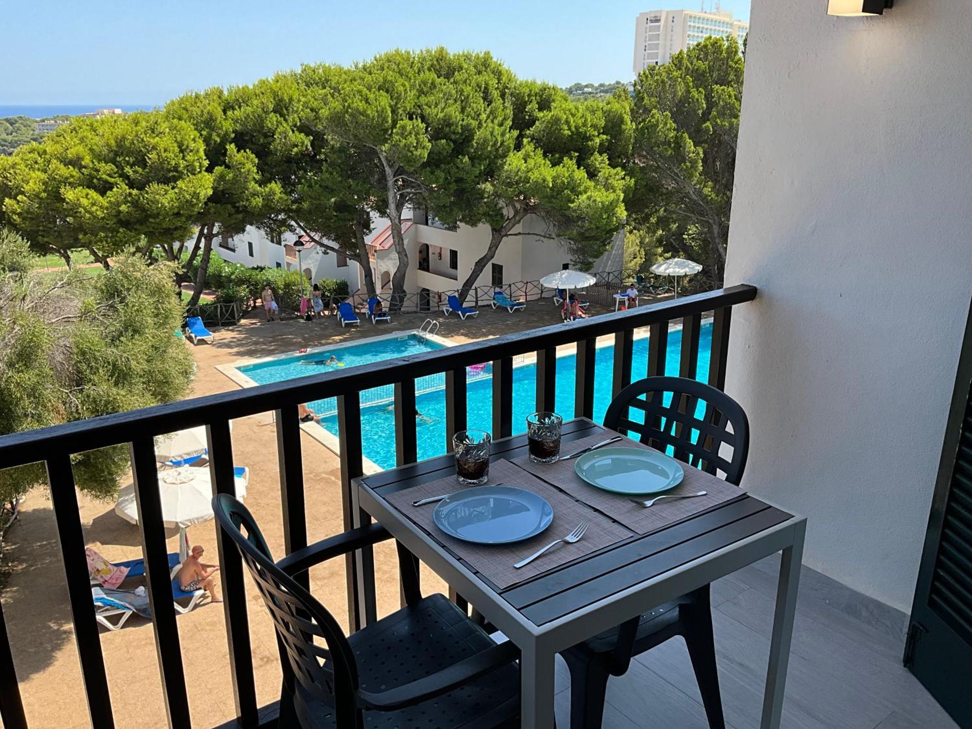 Appartement Vistas Al Mar Y La Piscina à Arenal d'en Castell Extérieur photo