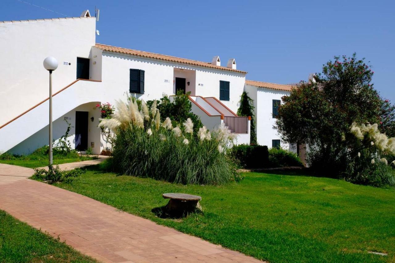 Appartement Vistas Al Mar Y La Piscina à Arenal d'en Castell Extérieur photo